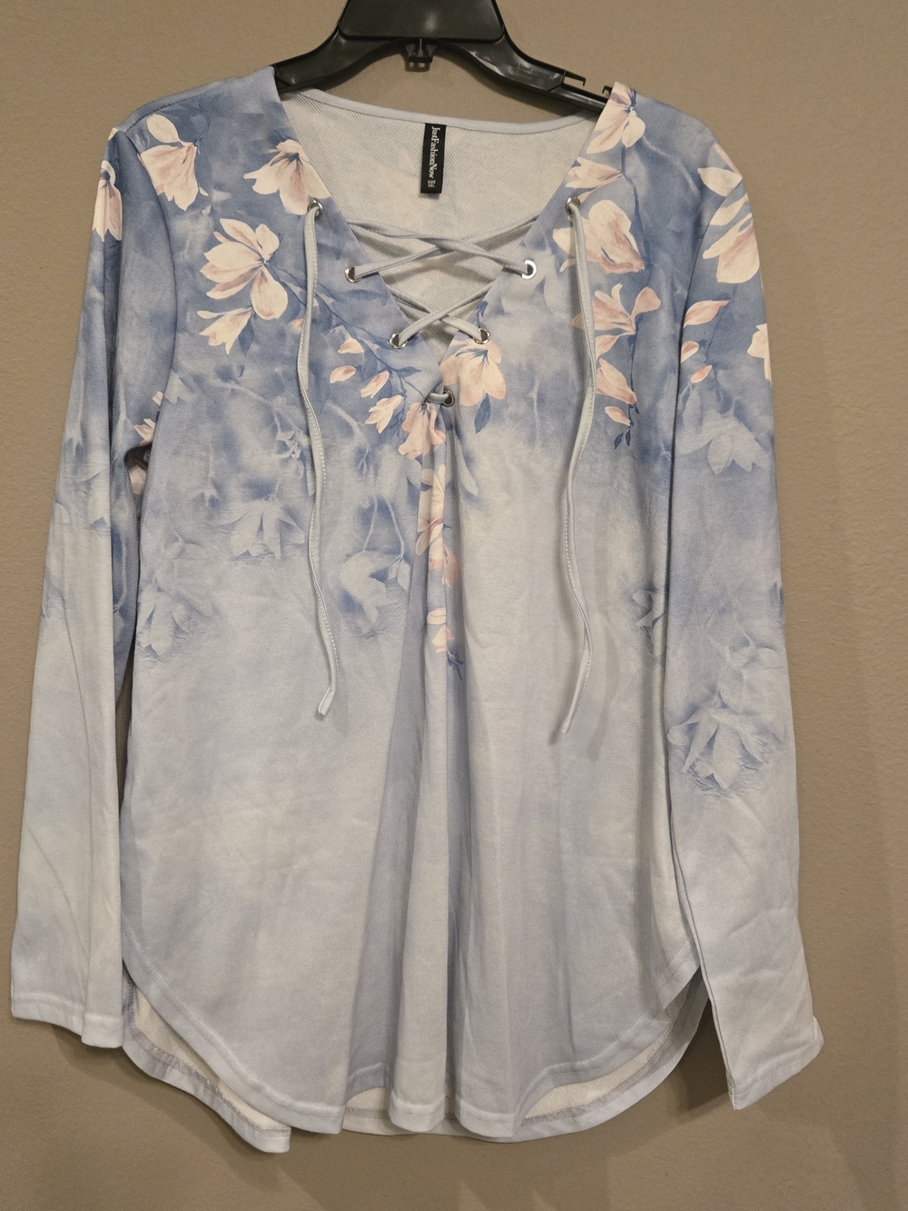 JustFashionNow Light Blue Floral Lace-Up Long Sleeve Top XXL